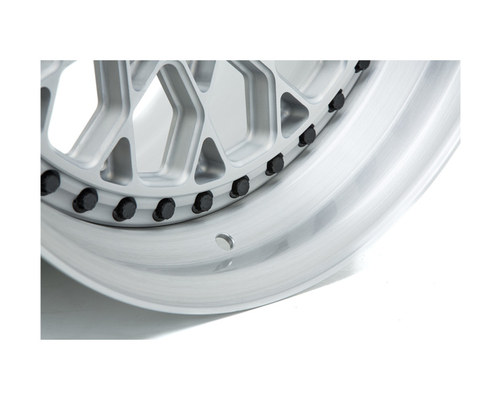 چرخ‌های نقره‌ای مات 3 تکه Vossen ERA-1 برای BMW E46 M3