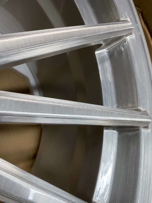 چرخ های فورج شده نقره ای برس خورده Vossen VFS-2 برای BMW E93 M3