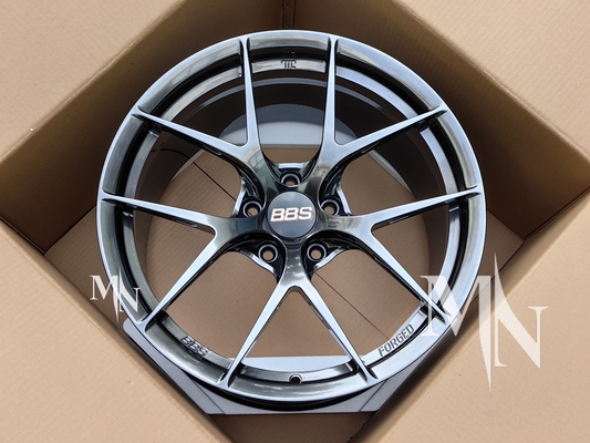 BBS FI R برای BMW M2 E92 M3 F80 چرخ های نقره ای هایپربند شده سفارشی در دسترس است