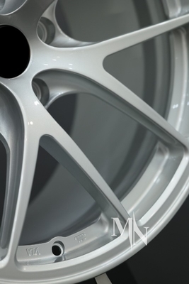 چرخ های اصلاح شده BBS RI D برای BMW F10 M5