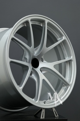 چرخ های اصلاح شده BBS RI D برای BMW F10 M5