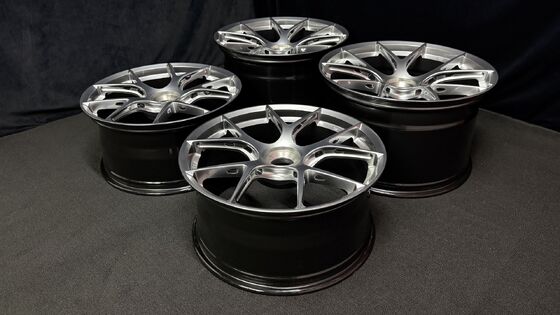 چرخ‌های نقره‌ای الماسی BBS FI R Centerlock برای پورشه 911 991 992 GT3 GT3RS